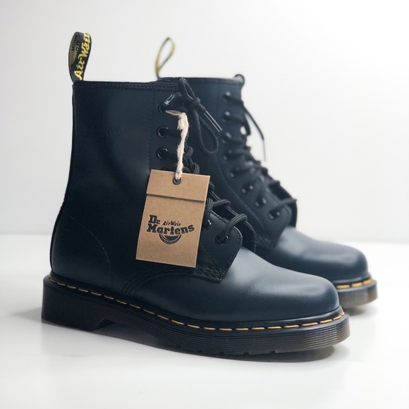 dr martens navy smooth
